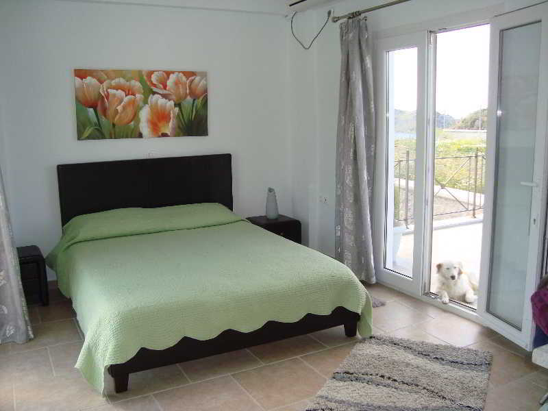 Anaxos Hill Aparthotel Exterior photo