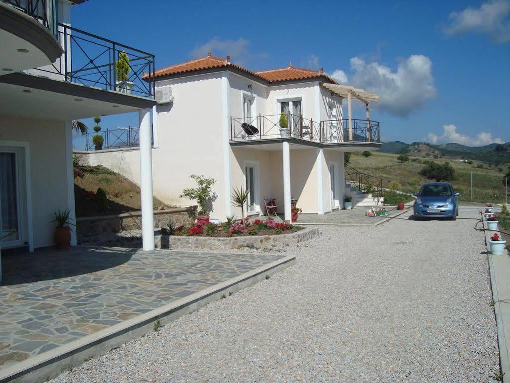Anaxos Hill Aparthotel Exterior photo