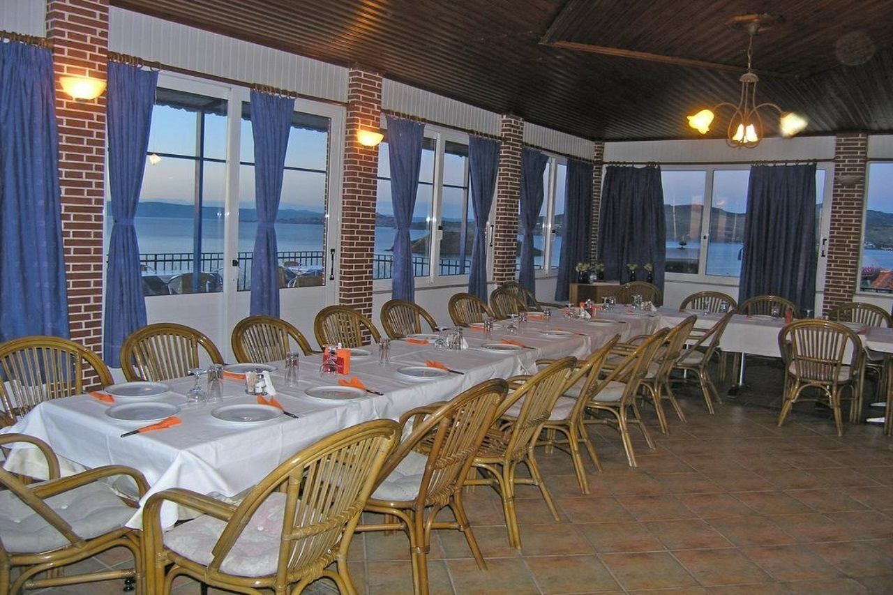 Anaxos Hill Aparthotel Exterior photo